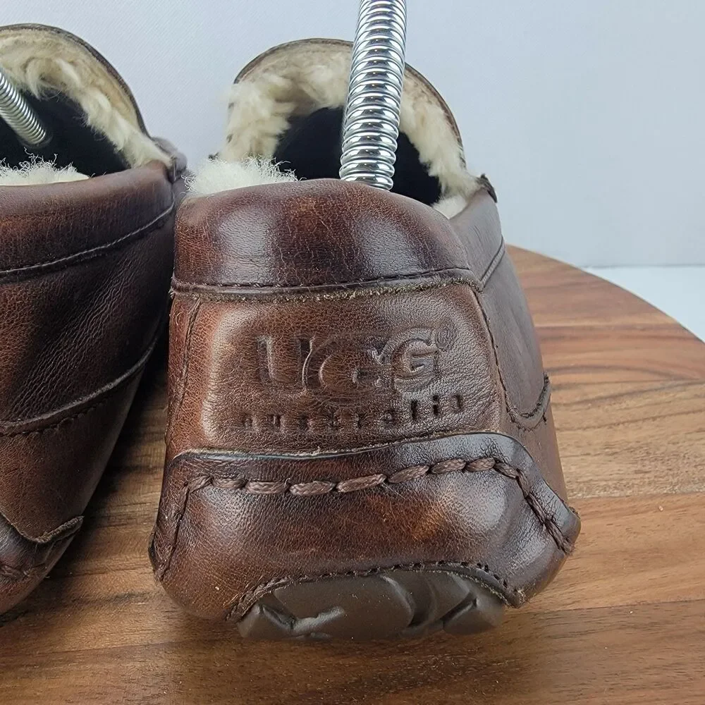 UGG Mens Size 8 Ascot Brown Leather Sheepskin Lined Loafers Slippers 5379